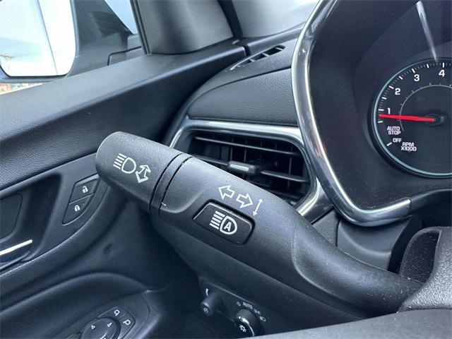 Photo of 2023 Summit White Chevrolet Equinox