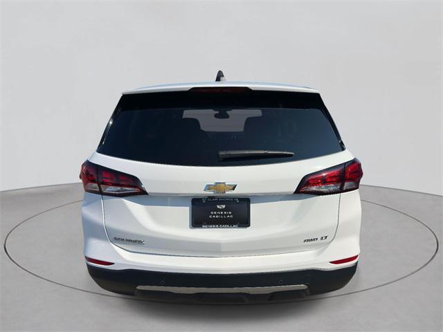 Photo of 2023 Summit White Chevrolet Equinox