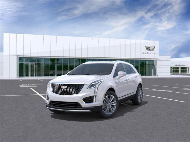 Photo of 2025 Crystal White Tricoat Cadillac XT5