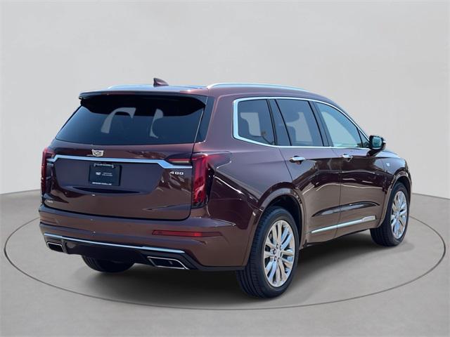 Photo of 2022 Rosewood Metallic Cadillac XT6