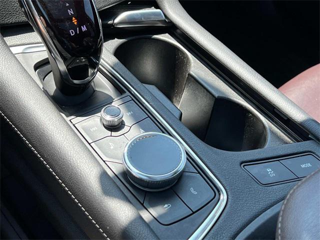 Photo of 2022 Rosewood Metallic Cadillac XT6