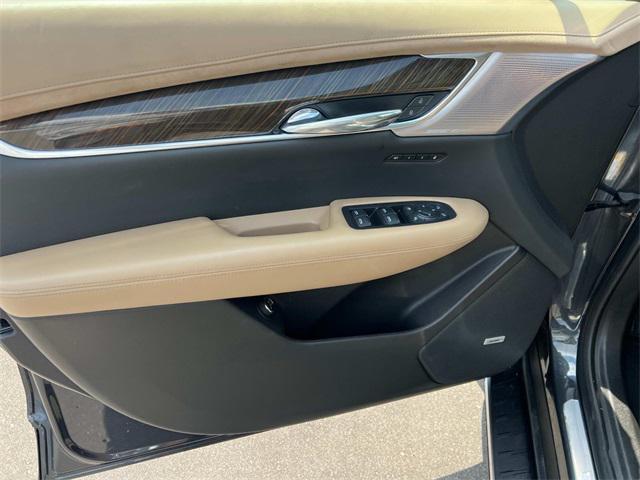Photo of 2023 Wilder Metallic Cadillac XT6