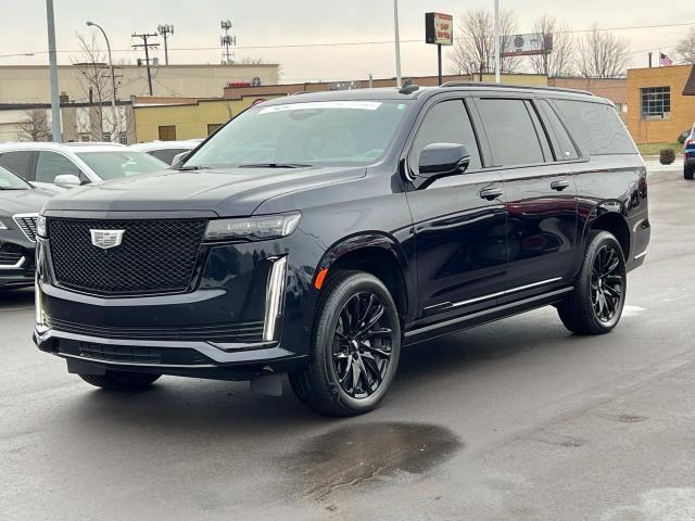 2023 Cadillac Escalade Esv