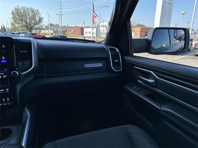 Photo of 2021 Diamond Black Crystal Pearlcoat RAM 1500