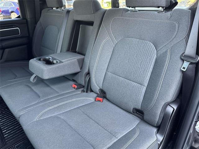 Photo of 2021 Diamond Black Crystal Pearlcoat RAM 1500