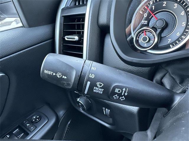 Photo of 2021 Diamond Black Crystal Pearlcoat RAM 1500
