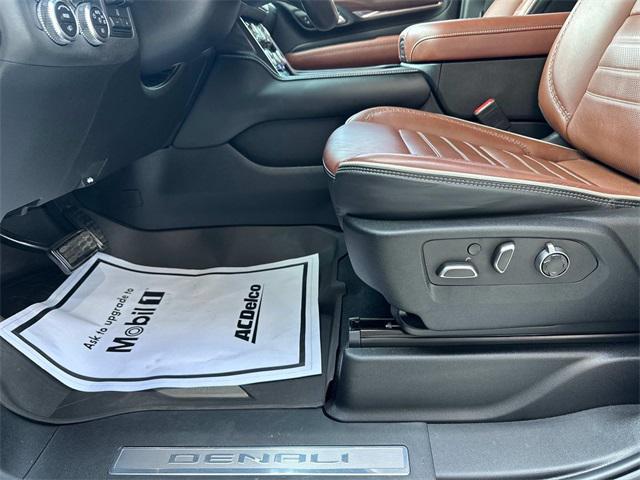 Photo of 2023 Onyx Black GMC Yukon