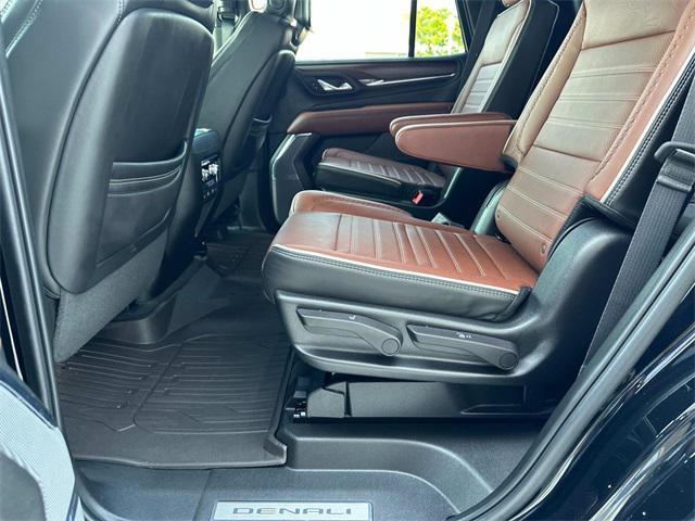 Photo of 2023 Onyx Black GMC Yukon