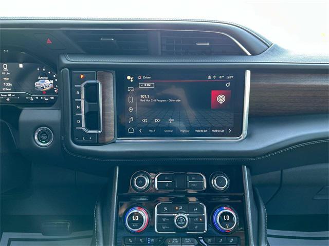 Photo of 2023 Onyx Black GMC Yukon