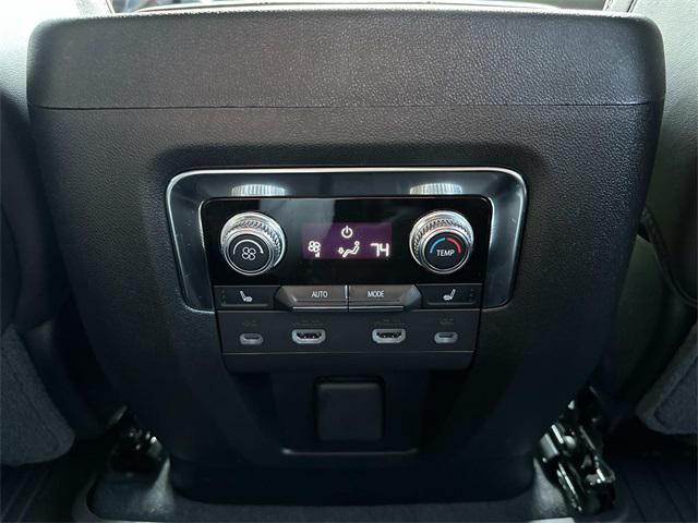 Photo of 2023 Onyx Black GMC Yukon