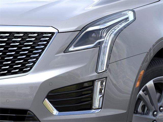 Photo of 2025 Argent Silver Metallic Cadillac XT5