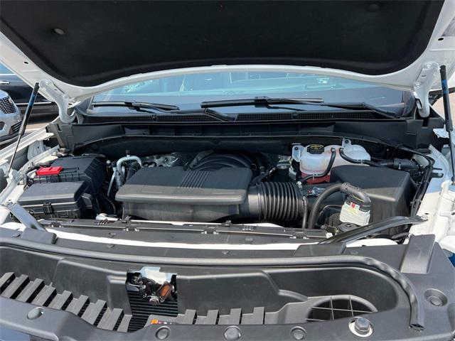 Photo of 2024 Crystal White Tricoat Cadillac Escalade ESV