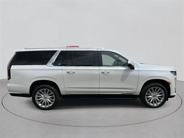 Photo of 2024 Crystal White Tricoat Cadillac Escalade ESV
