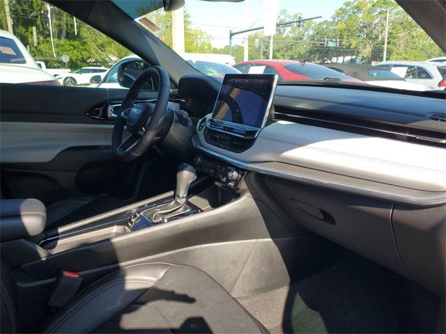 Photo of 2023 Sting-Gray Clearcoat Jeep Compass