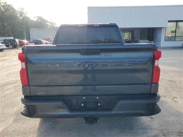 Photo of 2022 Shadow Gray Metallic Chevrolet Silverado 1500