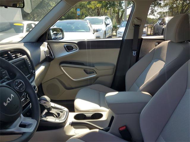 Photo of 2025 Fusion Black Kia Soul
