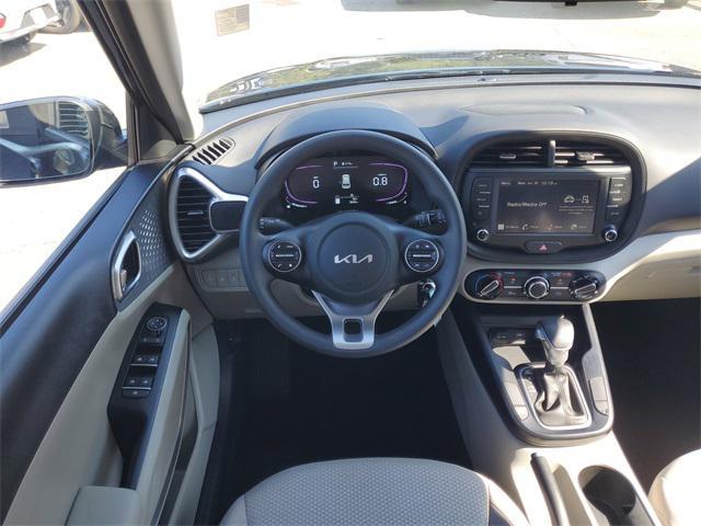 Photo of 2025 Fusion Black Kia Soul