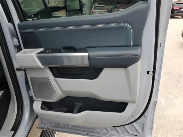 Photo of 2024 Gray Metallic Ford F-250