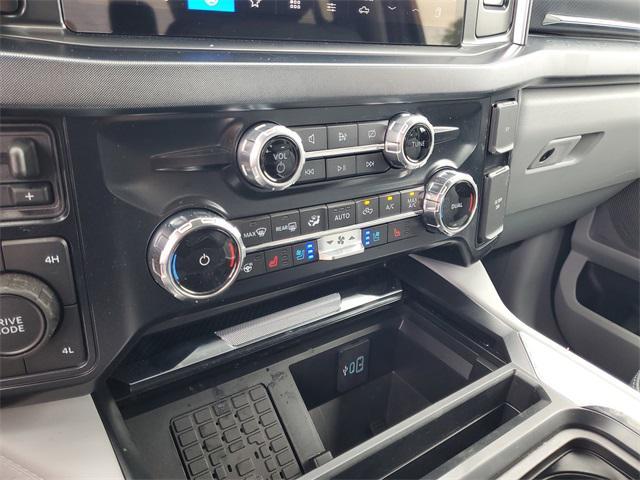 Photo of 2024 Gray Metallic Ford F-250