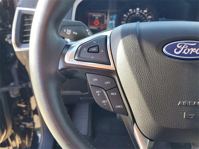Photo of 2024 Black Metallic Ford Edge