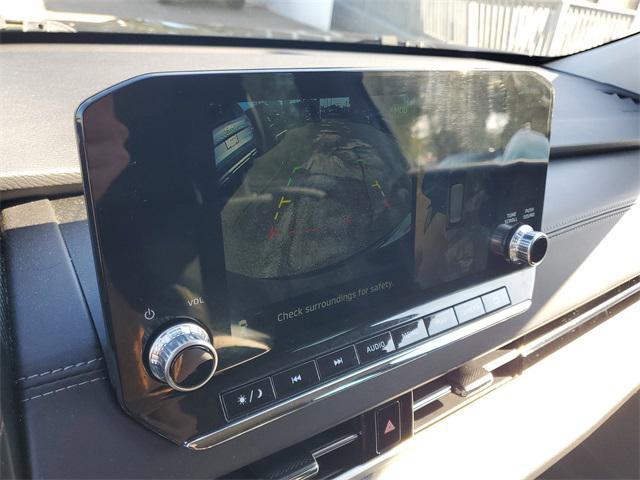 Photo of 2023 Black Diamond Mitsubishi Outlander PHEV