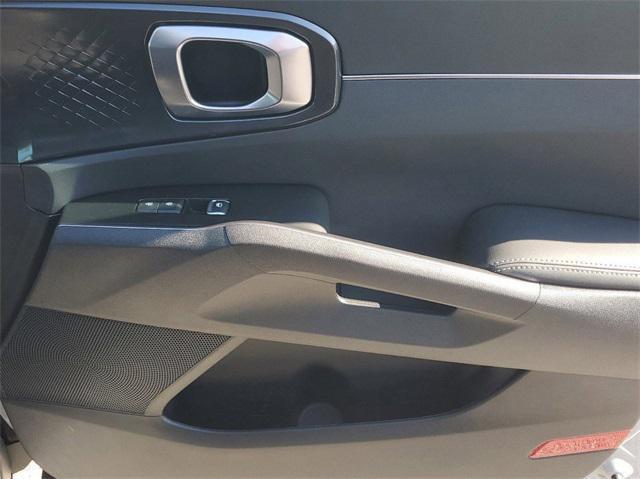 Photo of 2025 Dawning Red Kia Sorento