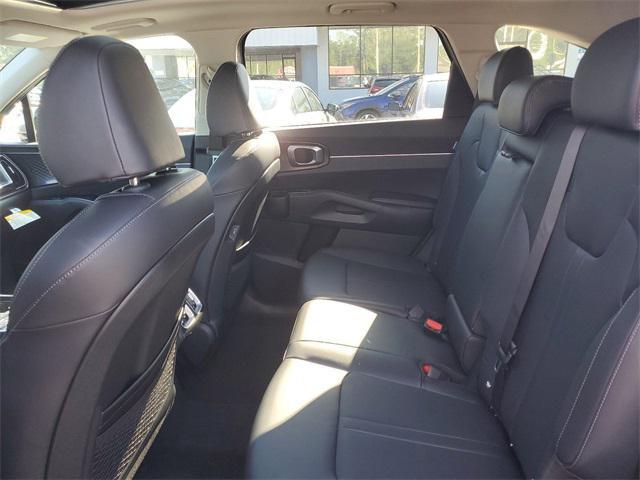 Photo of 2025 Dawning Red Kia Sorento