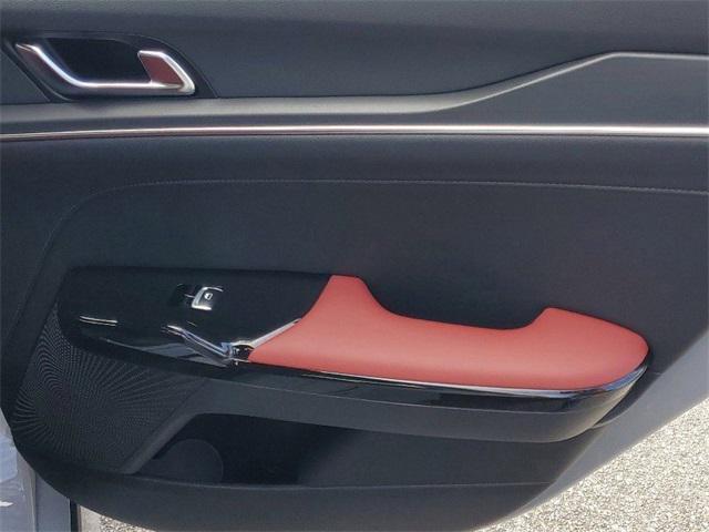 Photo of 2025 Gray Kia K5