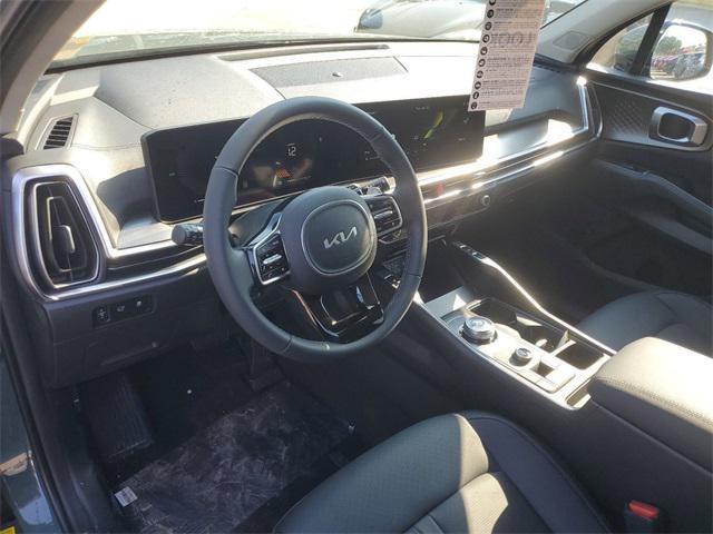 Photo of 2025 Cityscape Green Kia Sorento Hybrid