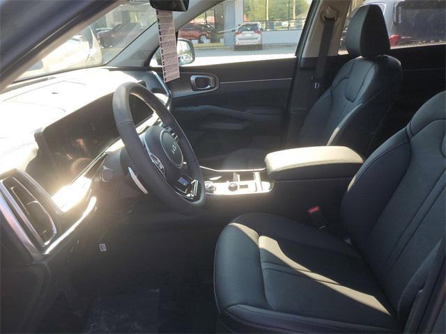 Photo of 2025 Cityscape Green Kia Sorento Hybrid