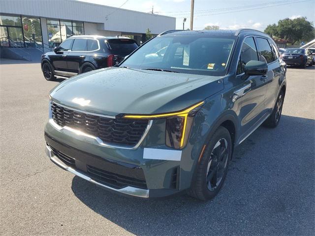 Photo of 2025 Cityscape Green Kia Sorento Hybrid