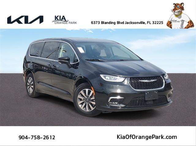 2023 Chrysler Pacifica Hybrid