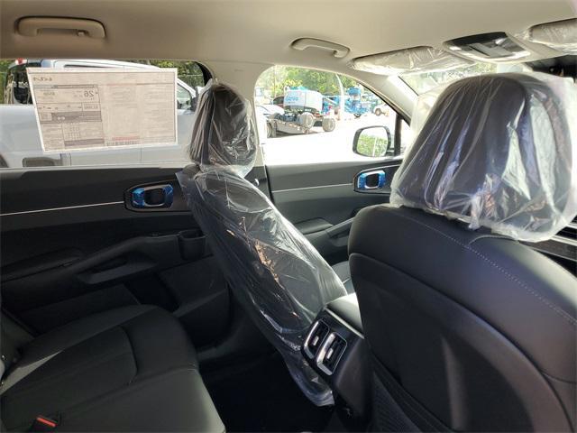 Photo of 2025 Gray Kia Sorento