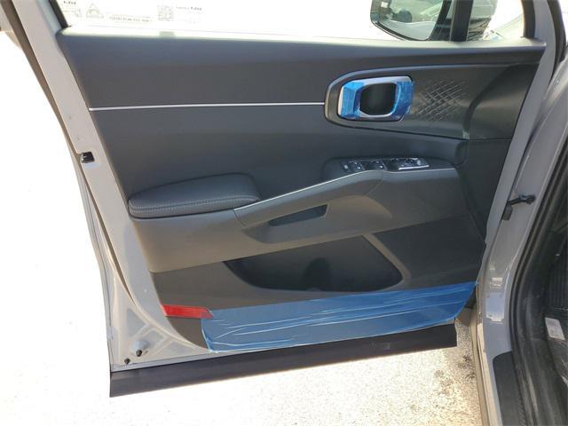 Photo of 2025 Gray Kia Sorento