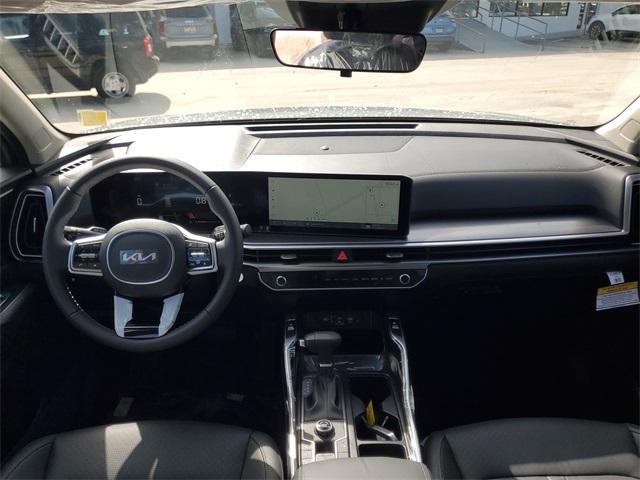 Photo of 2025 Gray Kia Sorento