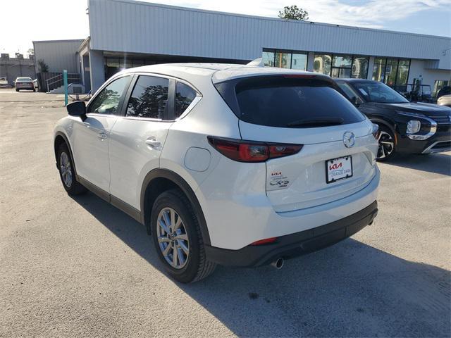 Photo of 2023 Rhodium White Metallic Mazda CX-5