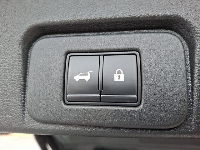 Photo of 2021 Super Black Nissan Rogue