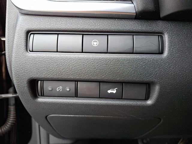 Photo of 2021 Super Black Nissan Rogue