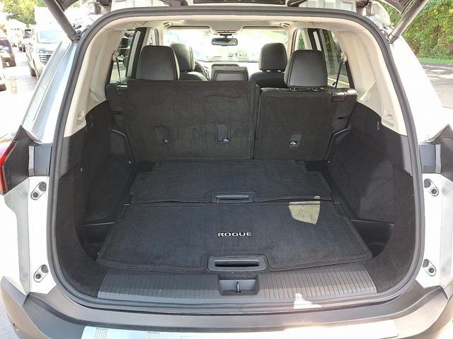 Photo of 2021 Brilliant Silver Metallic Nissan Rogue