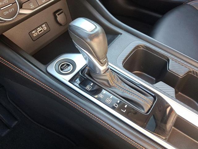 Photo of 2023 Electric Blue Metallic/Super Black Nissan Sentra
