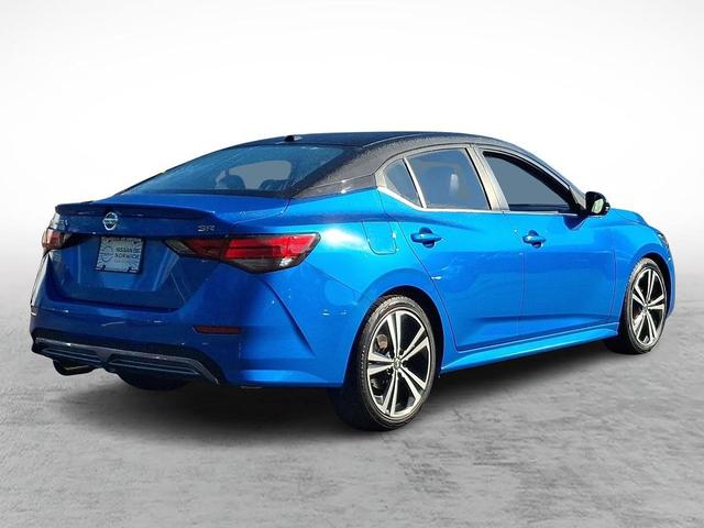 Photo of 2023 Electric Blue Metallic/Super Black Nissan Sentra