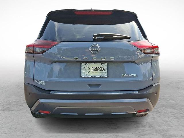 Photo of 2023 Boulder Gray Pearl/Super Black - XEX Nissan Rogue