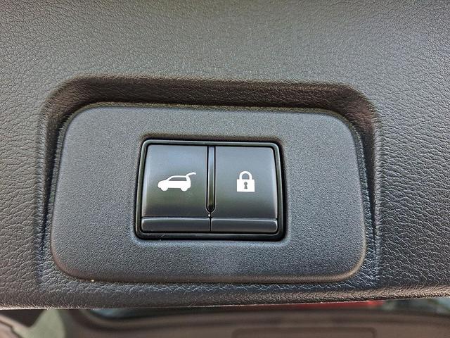 Photo of 2023 Boulder Gray Pearl/Super Black - XEX Nissan Rogue