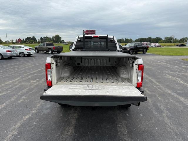 Photo of 2017 White Ford F-250