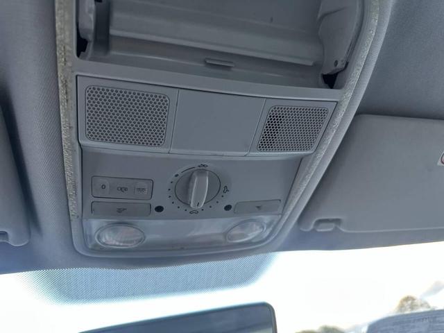 Photo of 2008 Black Volkswagen Jetta