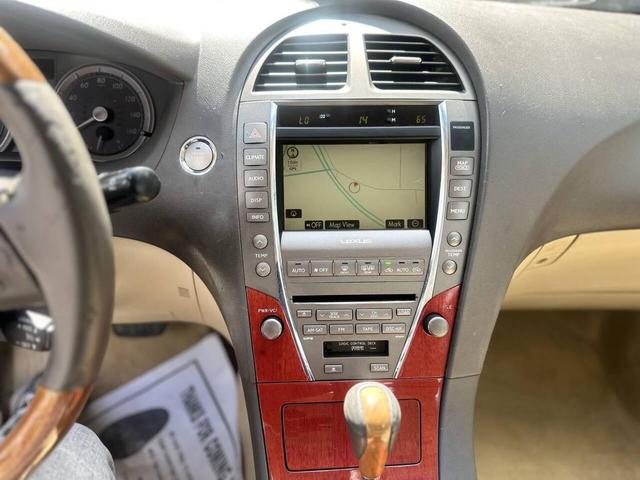 Photo of 2008 White Lexus ES 350