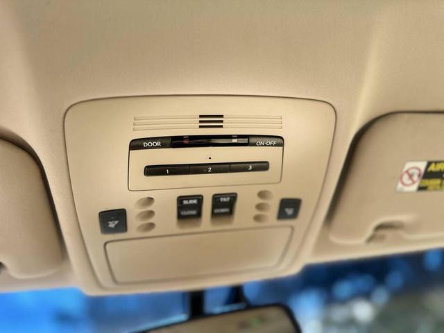 Photo of 2008 White Lexus ES 350
