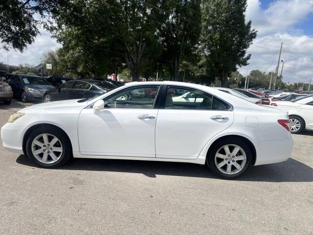Photo of 2008 White Lexus ES 350