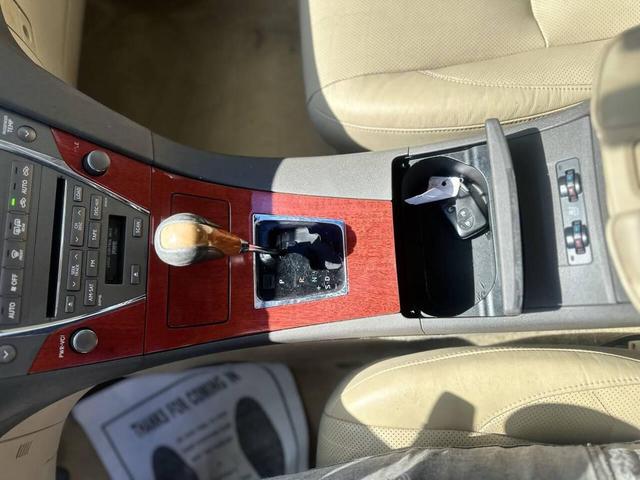 Photo of 2008 White Lexus ES 350
