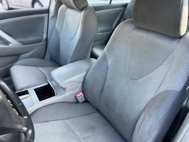 Photo of 2009 Black Toyota Camry